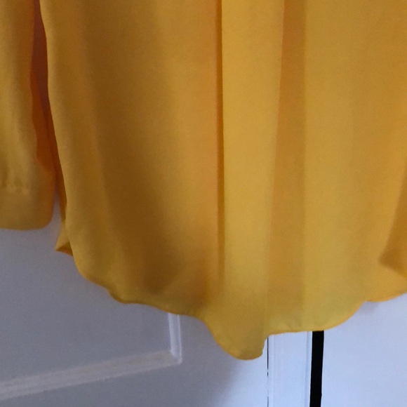 Vince Camuto Yellow Blouse - Picture 3 of 4